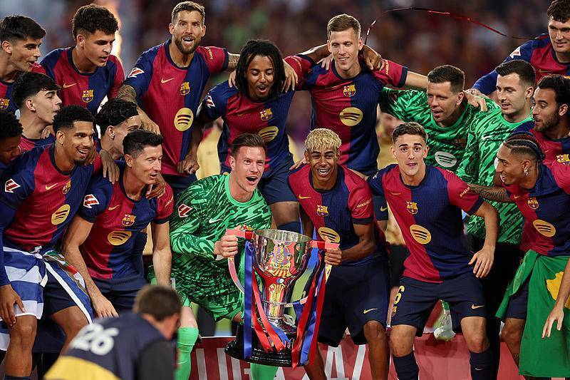 意甲知名评论员：没有莫德里奇和大中锋的米兰，还能算米兰吗？