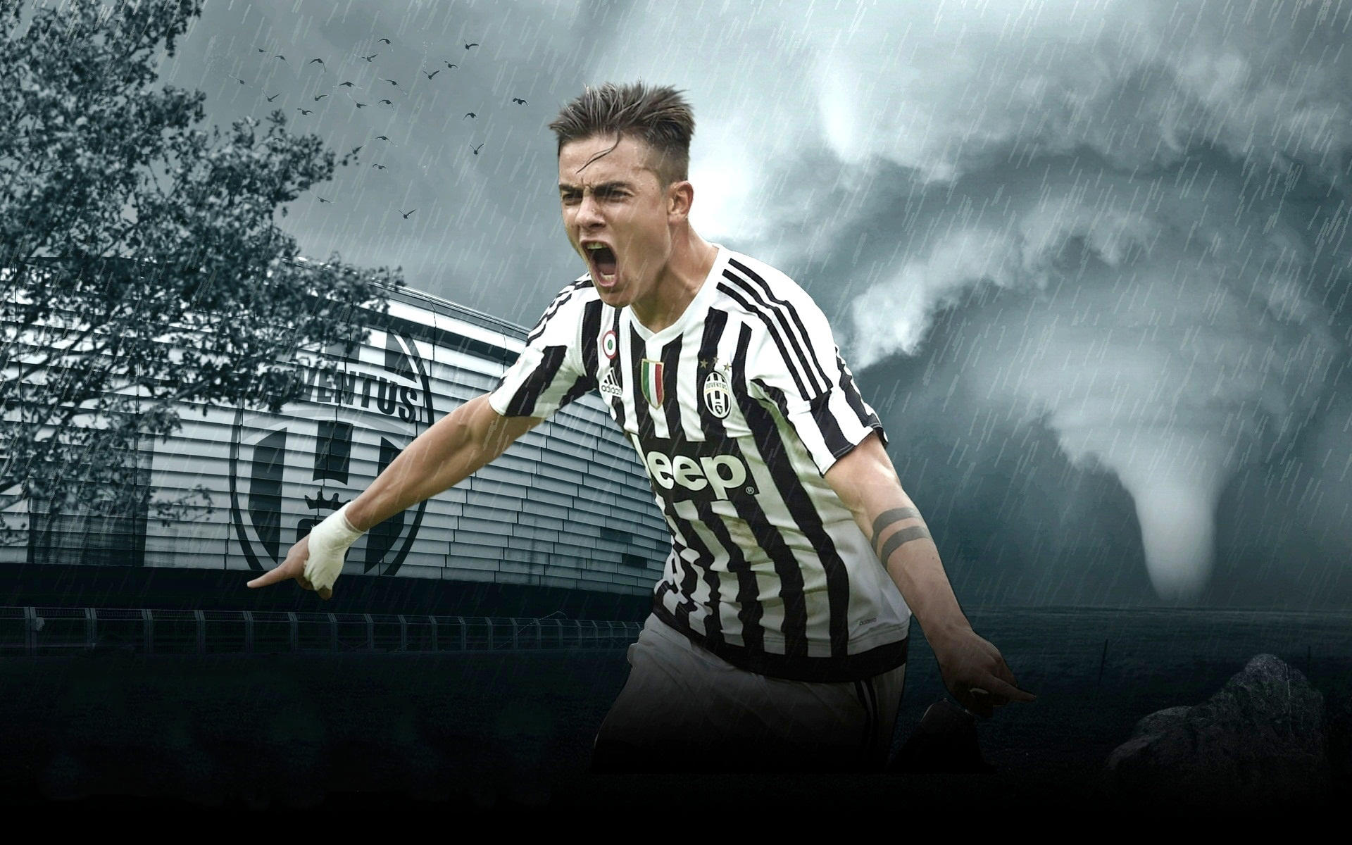 被与贝肯鲍尔比较？凯恩：我从小就喜欢防守，很享受铲球