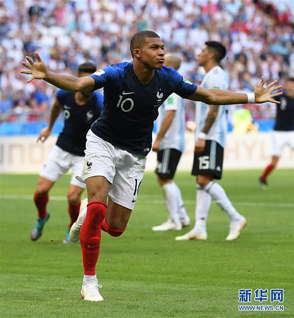 1-0大冷门,22岁法国新星一剑封喉,法甲第15掀翻法甲第5,迎2连胜