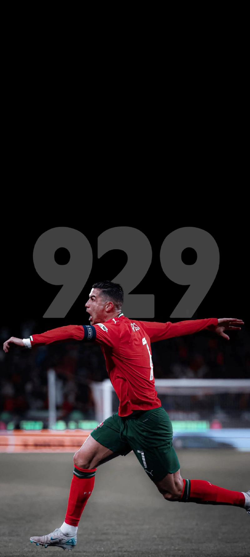 西媒：巴萨向欧足联提交报告，控诉法兰克福球迷破坏球场设施