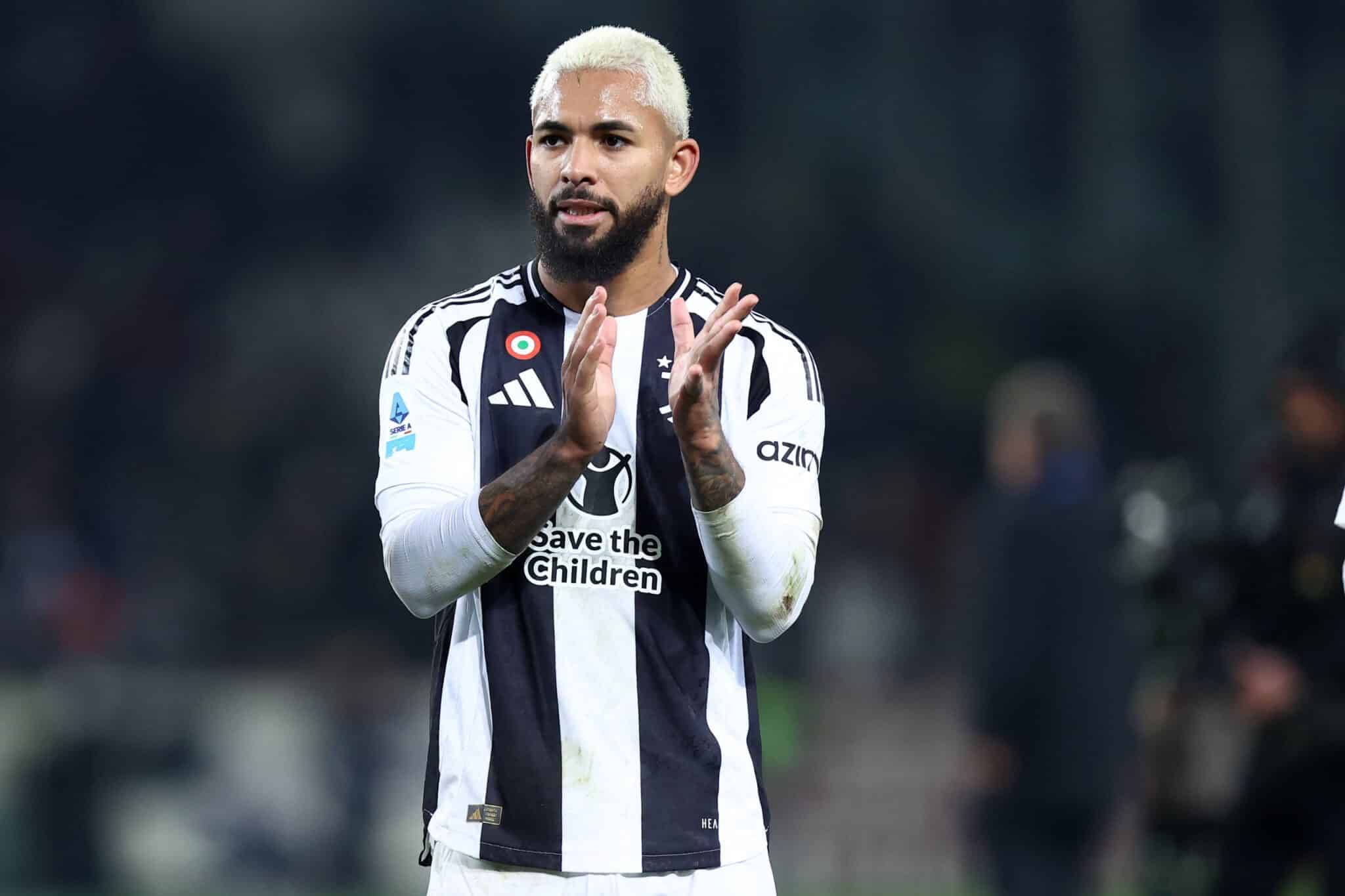 豪宅风波后，全红婵带伤赴新疆滑雪，再次陷入争议，樊振东说对了