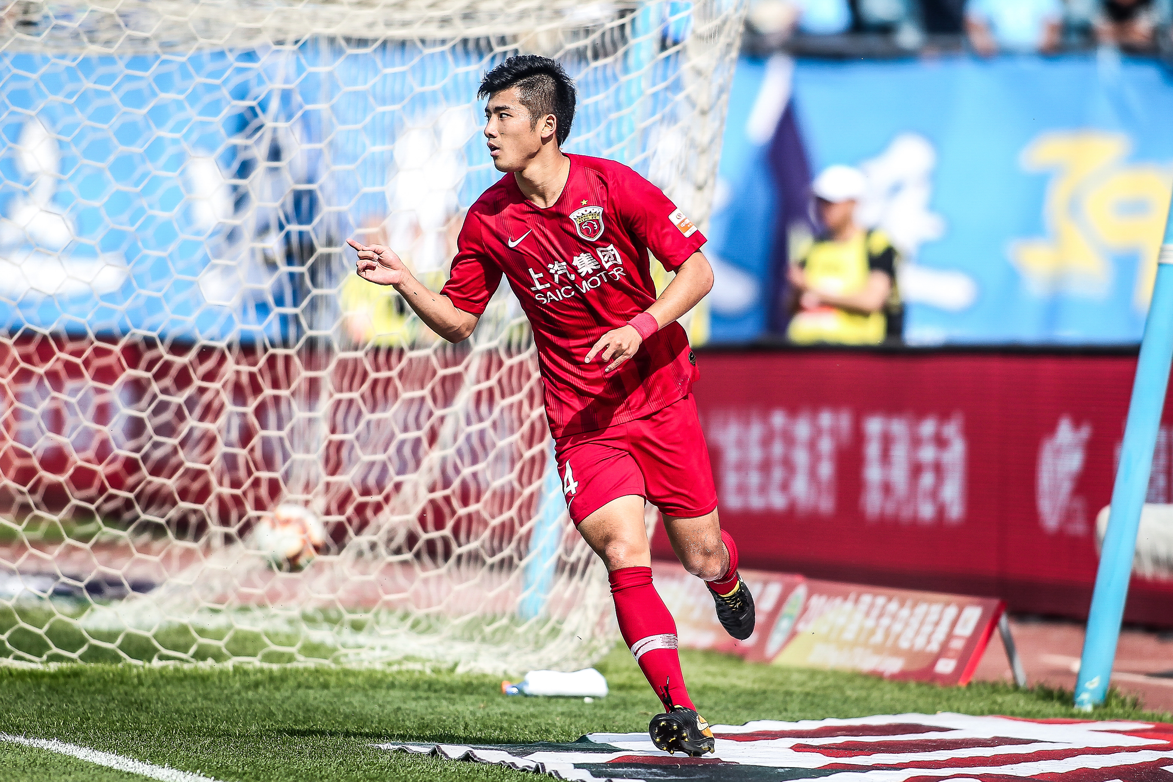 杭州大莲花中澳战票房破5000万，引爆10亿经济热潮