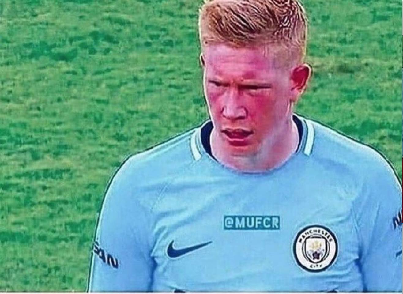 2025中足联颁奖会：泰山外援卡扎伊什维利获中超最佳球员（2025中足联年度颁奖：泰山外援卡扎伊什维利荣膺中超最佳球员）