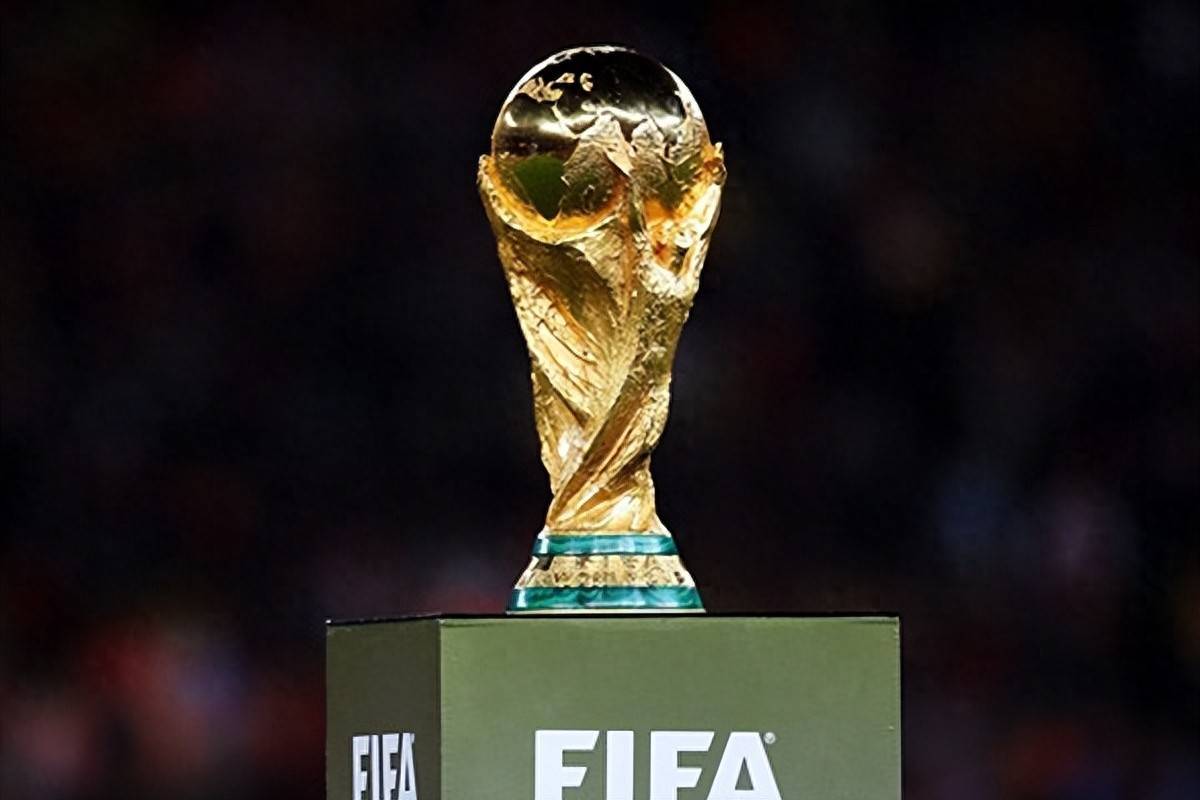 罗马诺：皇马球员们力挺阿隆索，高层愿再给他时间进行打磨