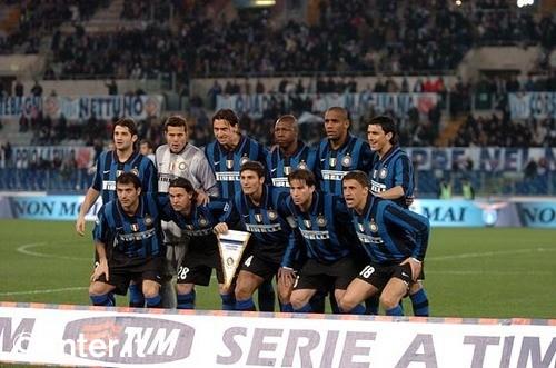 首夺年度最佳！登贝莱：努力终有回报，希望明年能再赢一次（首次加冕年度最佳！登贝莱：付出终见回报，盼明年再度夺魁）